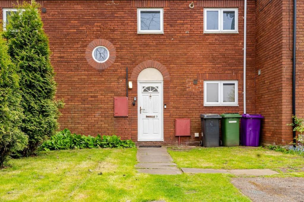 A&S Properties, No Guest Fees, Bank Transfe Deposit Available Wolverhampton Exterior photo